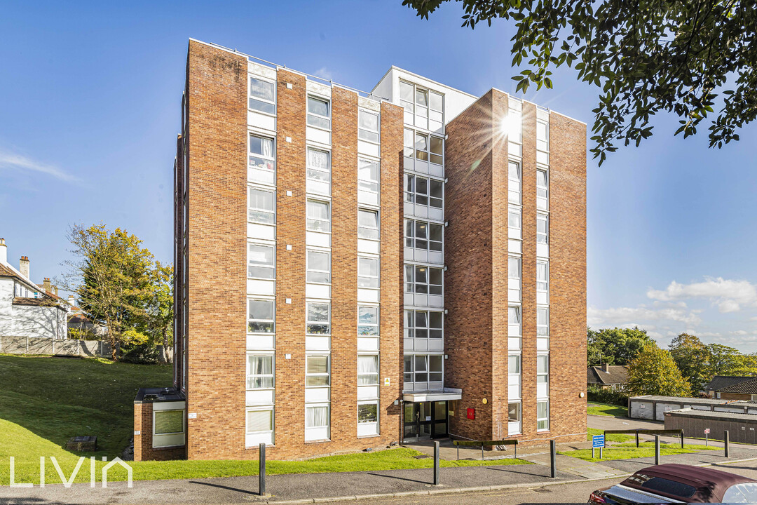 2 bed apartment for sale in Ross Road, London  - Property Image 1