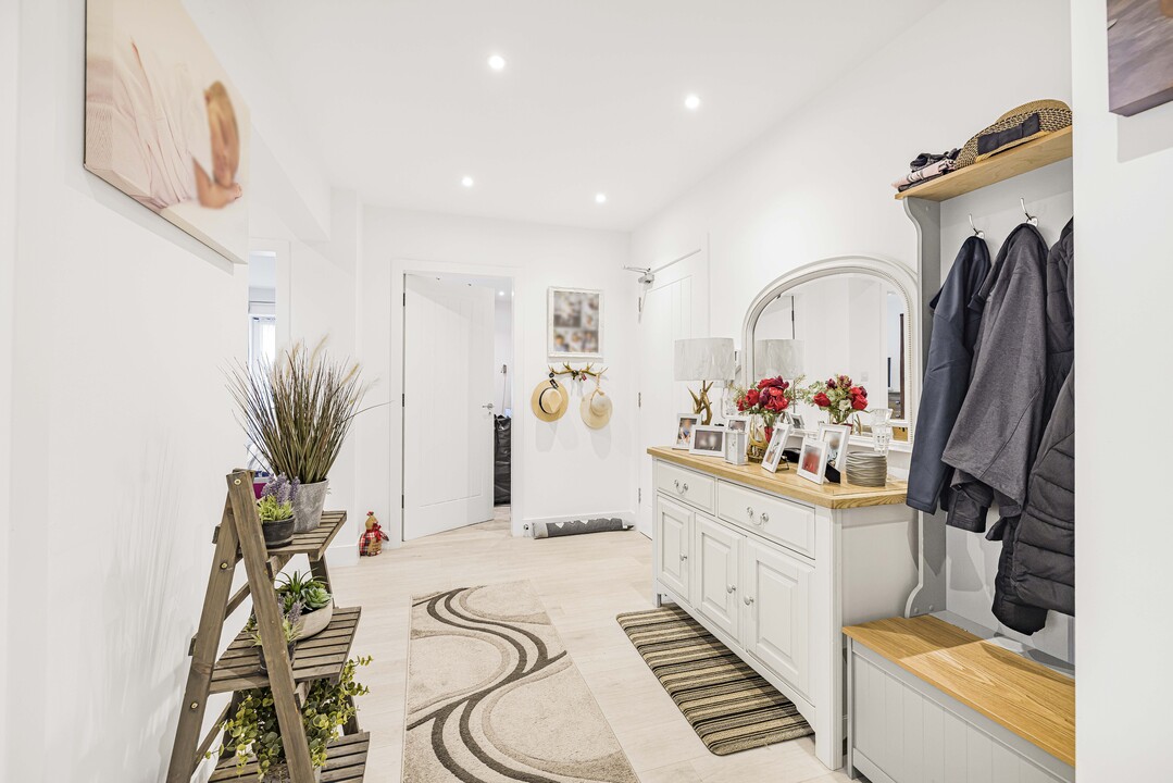 3 bed apartment for sale in Brighton Road, Purley 12