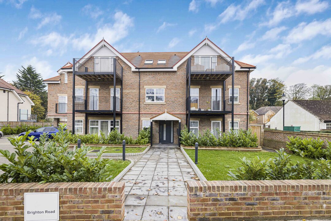 3 bed apartment for sale in Brighton Road, Purley  - Property Image 1