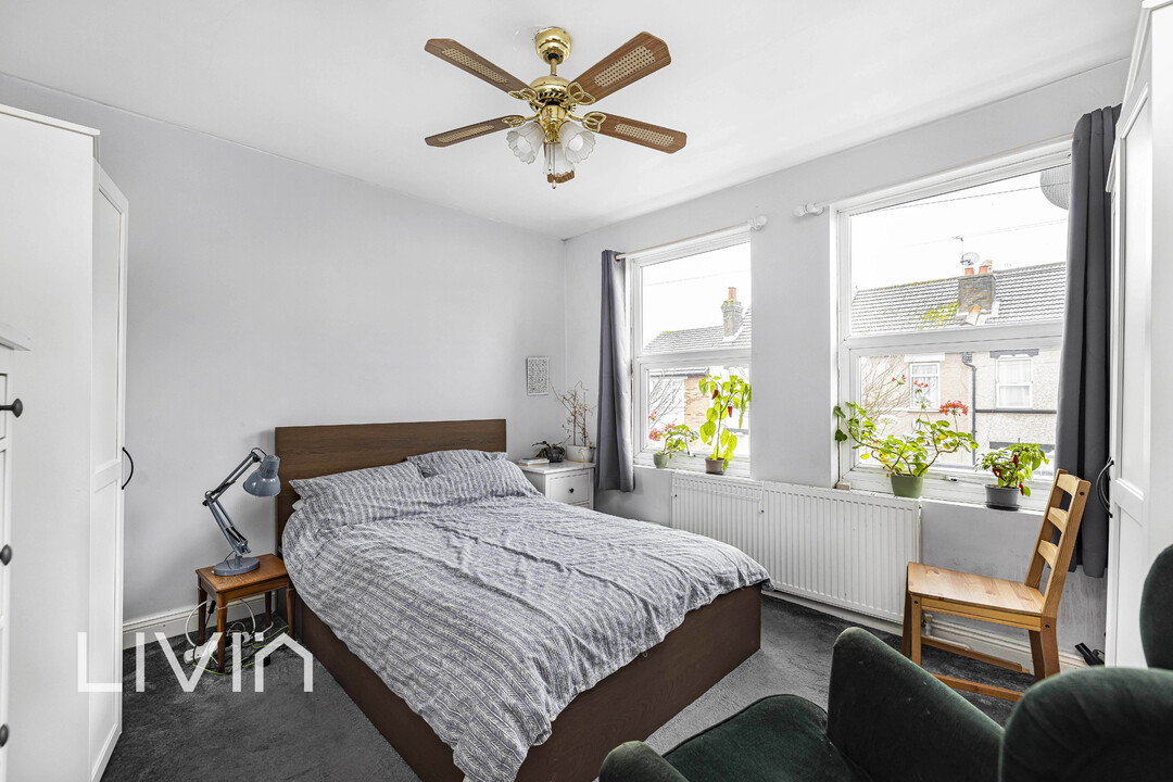 3 bed terraced house for sale in Dominion Road, Croydon  - Property Image 8