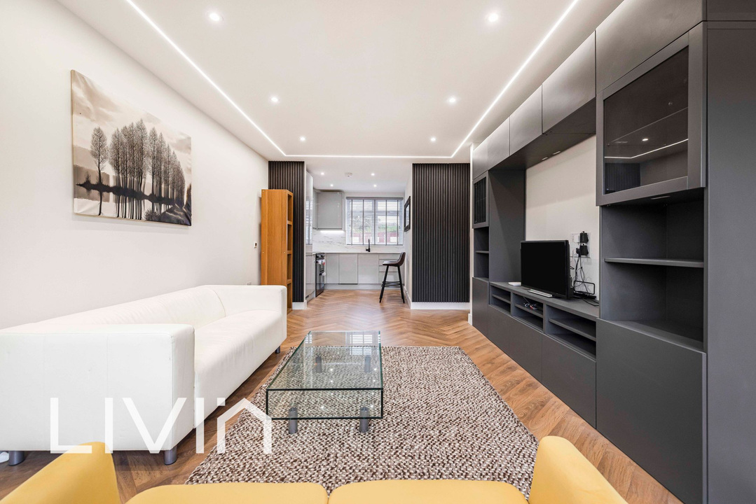 3 bed semi-detached house to rent in Newark Road, South Croydon  - Property Image 4