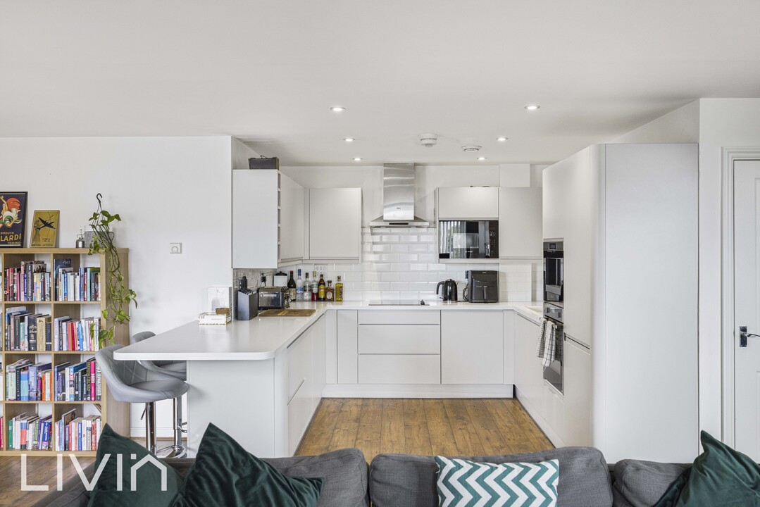 2 bed apartment for sale in Dunedin Court, Croydon 6