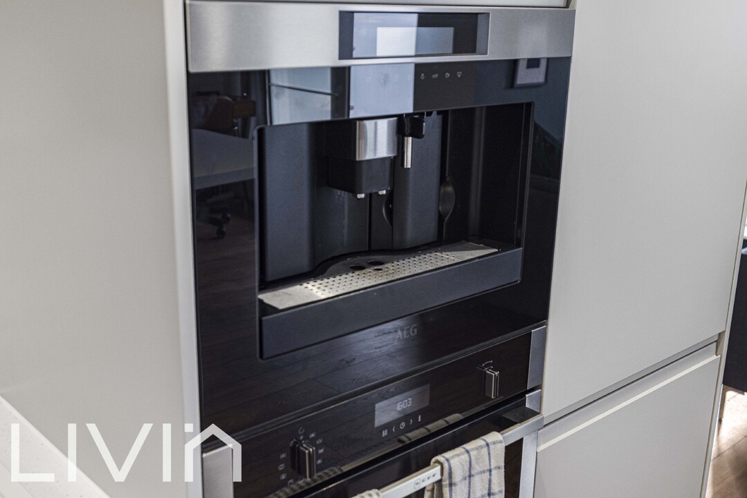 2 bed apartment for sale in Dunedin Court, Croydon 8