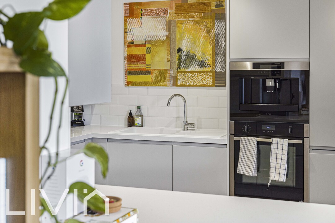 2 bed apartment for sale in Dunedin Court, Croydon 7