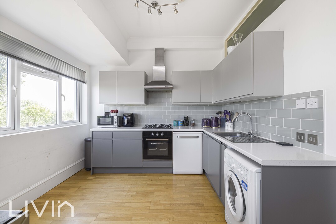 1 bed apartment for sale in Ross Road, South Norwood  - Property Image 3