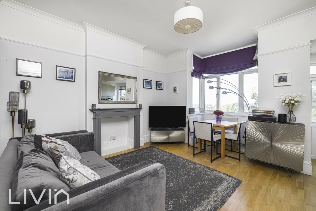 1 bed apartment for sale in Ross Road, South Norwood  - Property Image 4