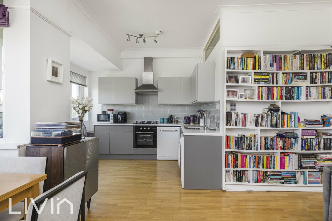 1 bed apartment for sale in Ross Road, South Norwood  - Property Image 6