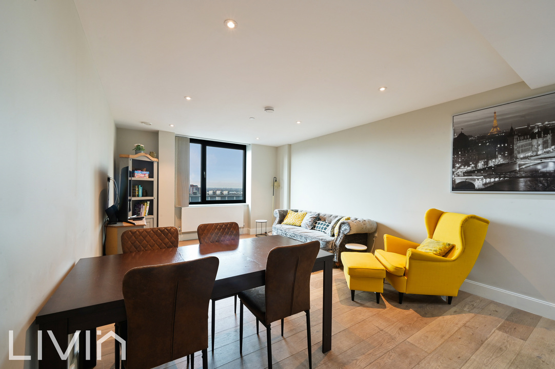 2 bed apartment to rent in Wellesley Road, Croydon  - Property Image 1