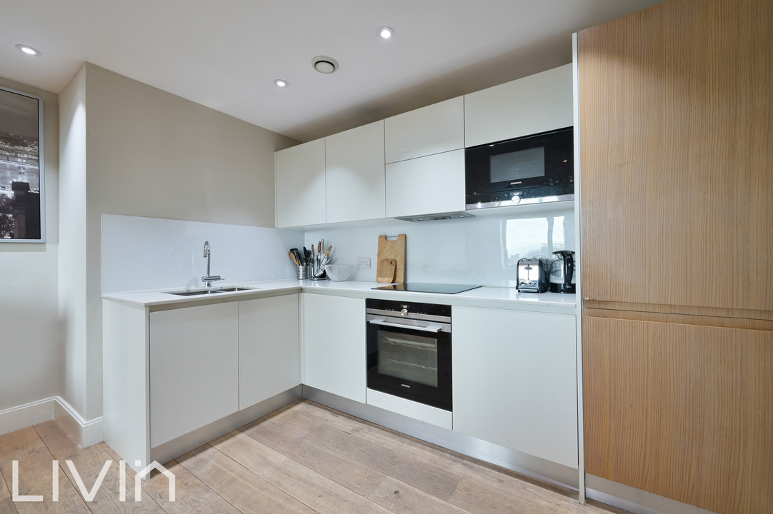 2 bed apartment to rent in Wellesley Road, Croydon 4