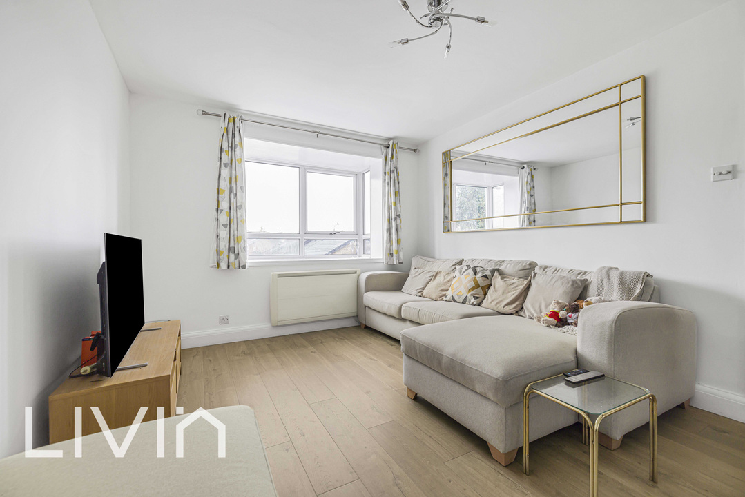 2 bed apartment for sale in Lower Coombe Street, Croydon 1