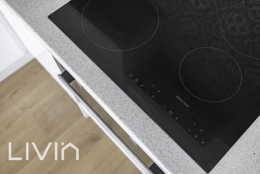 2 bed apartment for sale in Lower Coombe Street, Croydon 5