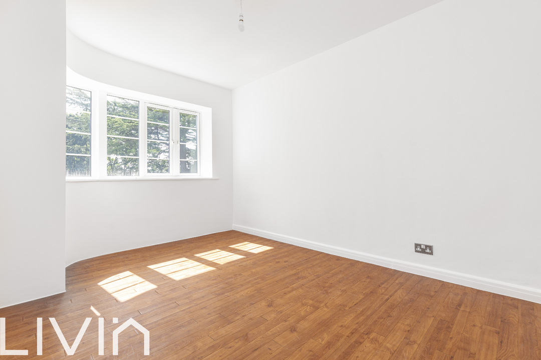 3 bed apartment for sale in The Woodlands, Crystal Palace  - Property Image 9