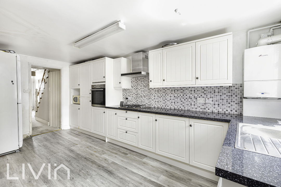 3 bed terraced house for sale in Tanfield Road, Croydon 10