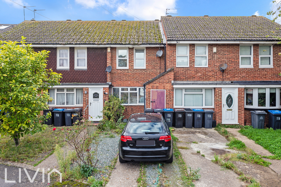 2 bed house for sale in Saracen Close, Croydon  - Property Image 3