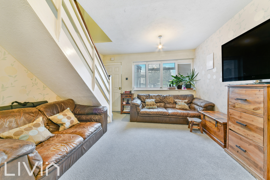 2 bed house for sale in Saracen Close, Croydon  - Property Image 4