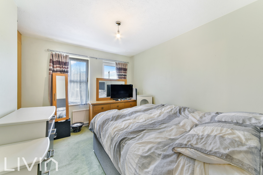 2 bed house for sale in Saracen Close, Croydon  - Property Image 10