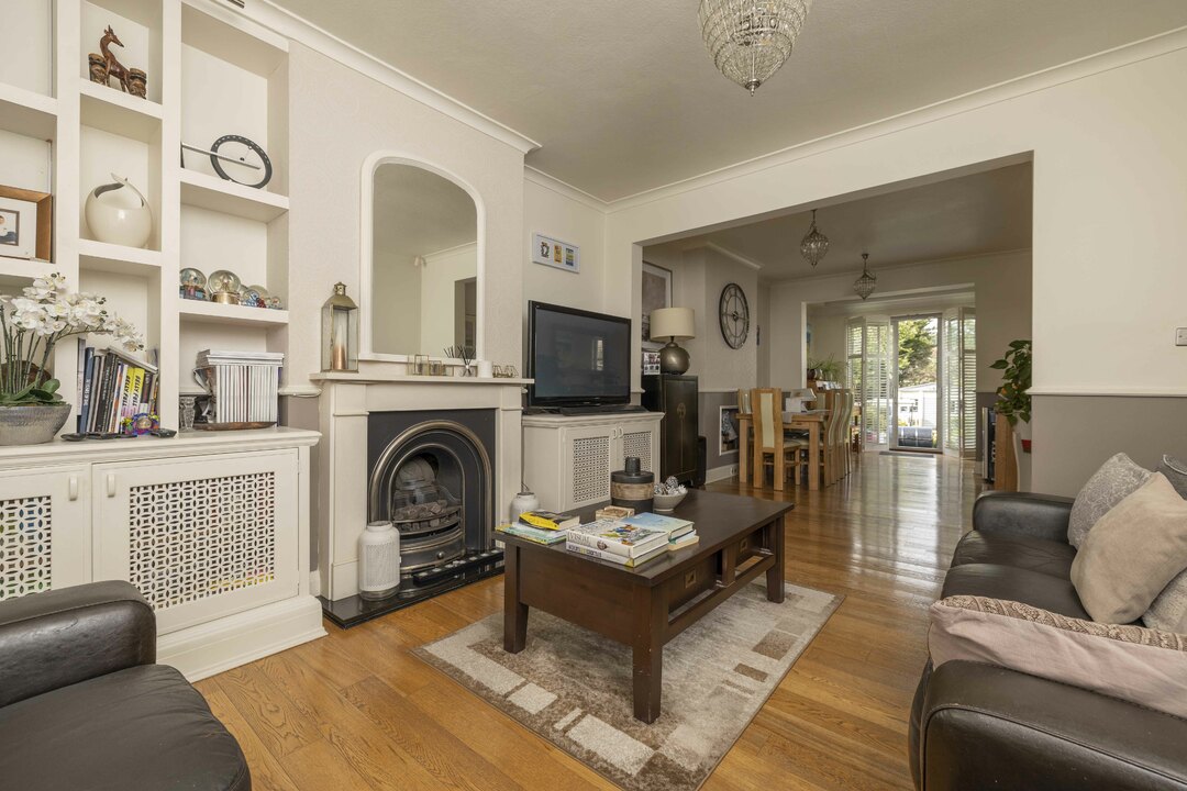 5 bed semi-detached house for sale in Woodvale Avenue, London  - Property Image 9