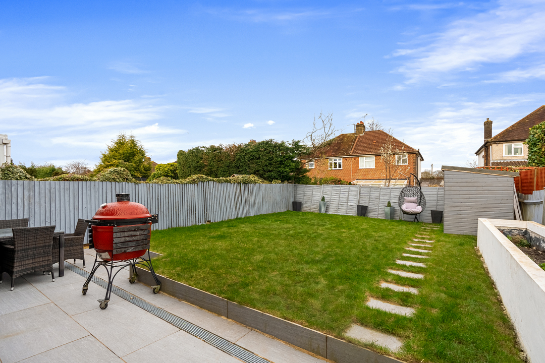 5 bed semi-detached house for sale in Ellesmere Drive, Sanderstead 14