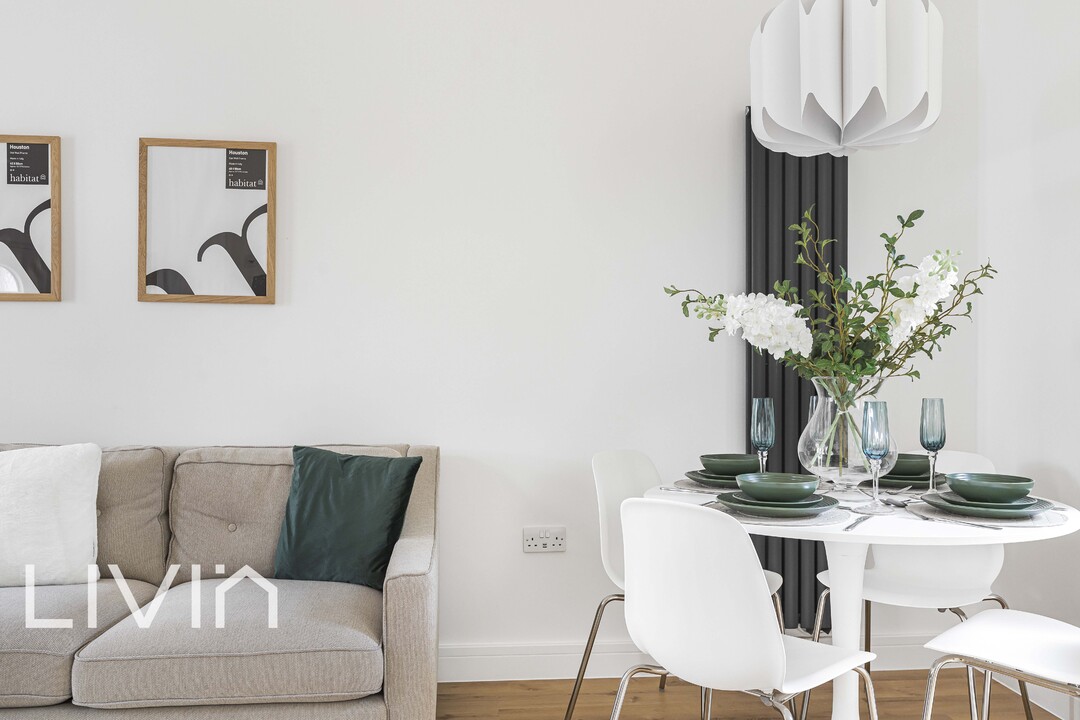 2 bed end of terrace house for sale in Goschen Mews, Selsdon 8