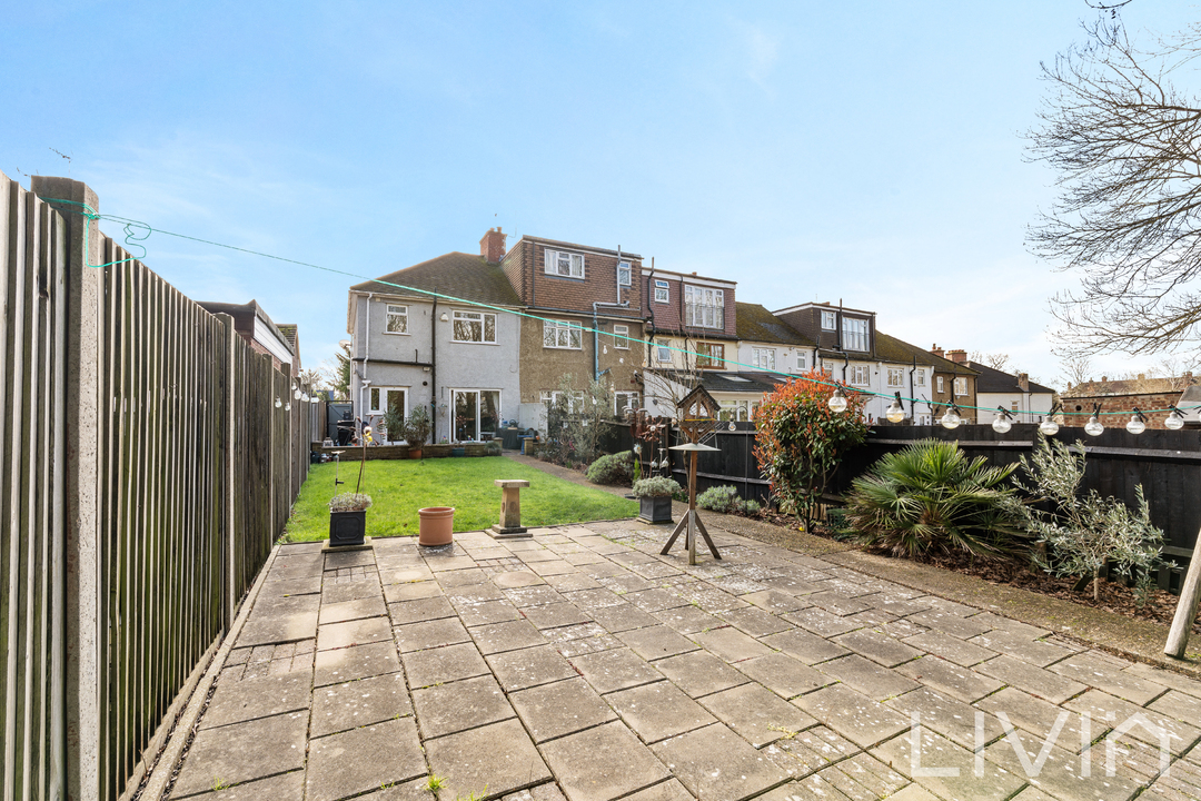 3 bed semi-detached house for sale in Verdayne Avenue, Shirley  - Property Image 13