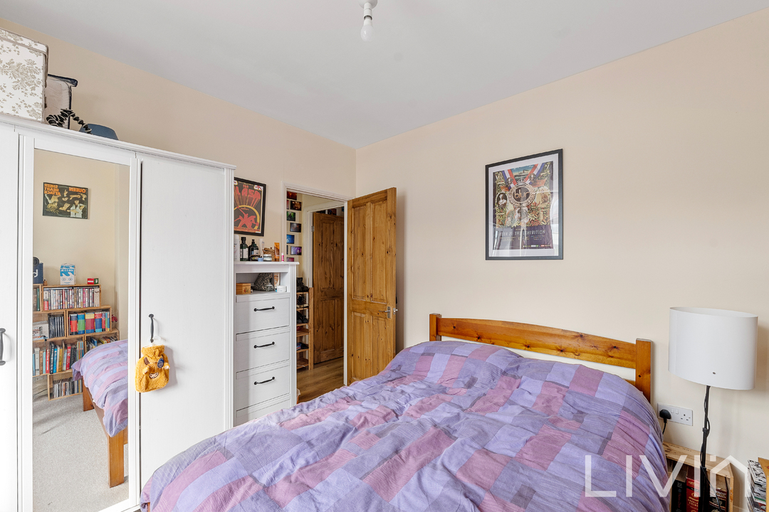 1 bed apartment for sale in Mitcham Road, Croydon 6