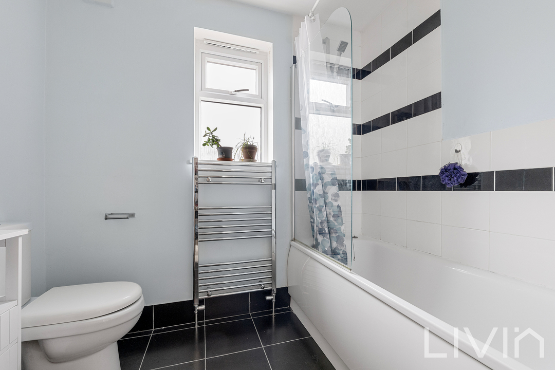 1 bed apartment for sale in Mitcham Road, Croydon 7