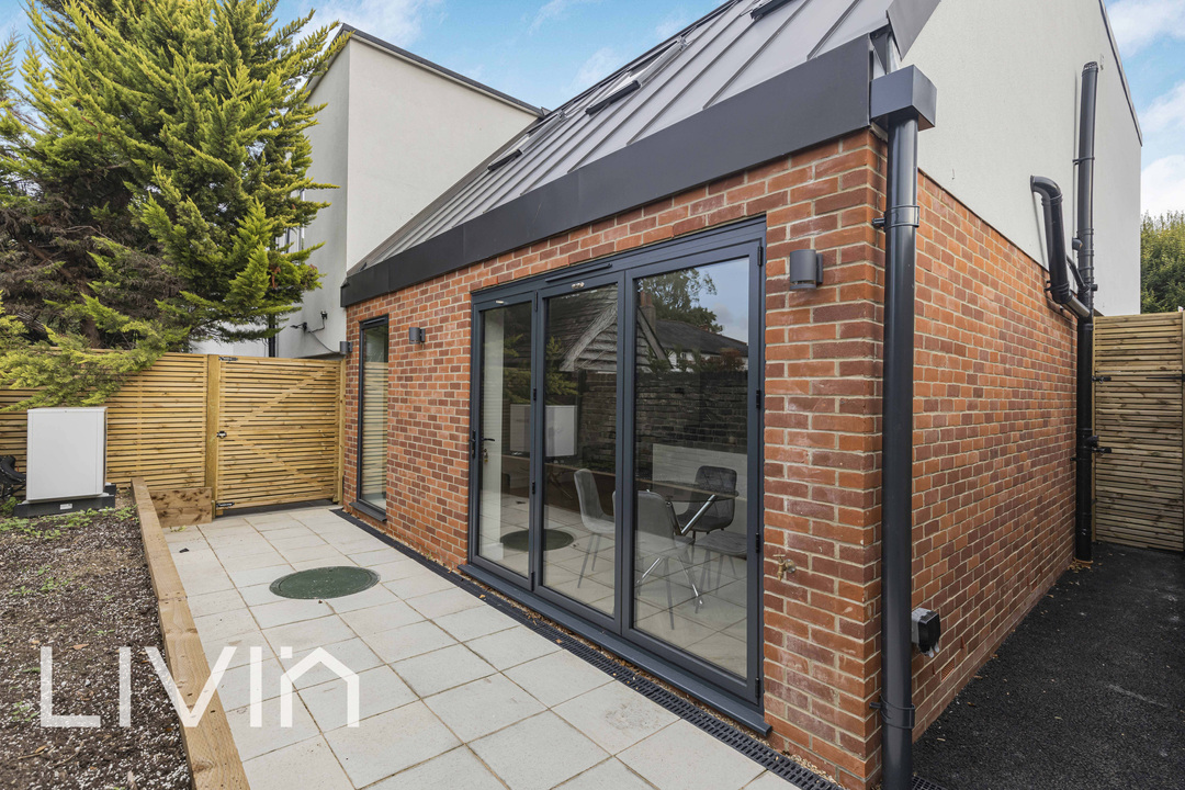3 bed end of terrace house for sale in Lodge Road, Wallington  - Property Image 4
