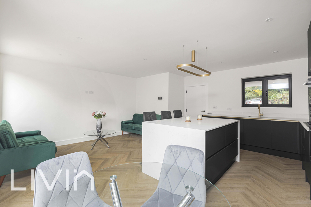 3 bed end of terrace house for sale in Lodge Road, Wallington  - Property Image 5
