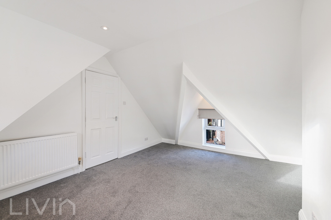 2 bed apartment to rent in Whytecliffe Road South, Purley  - Property Image 8