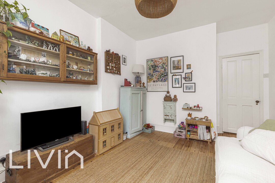 3 bed apartment for sale in Melfort Road, Thornton Heath 13