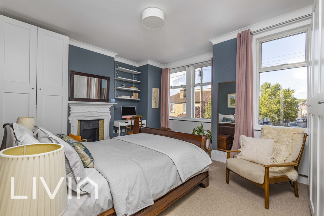 3 bed terraced house for sale in Edith Road, London  - Property Image 15