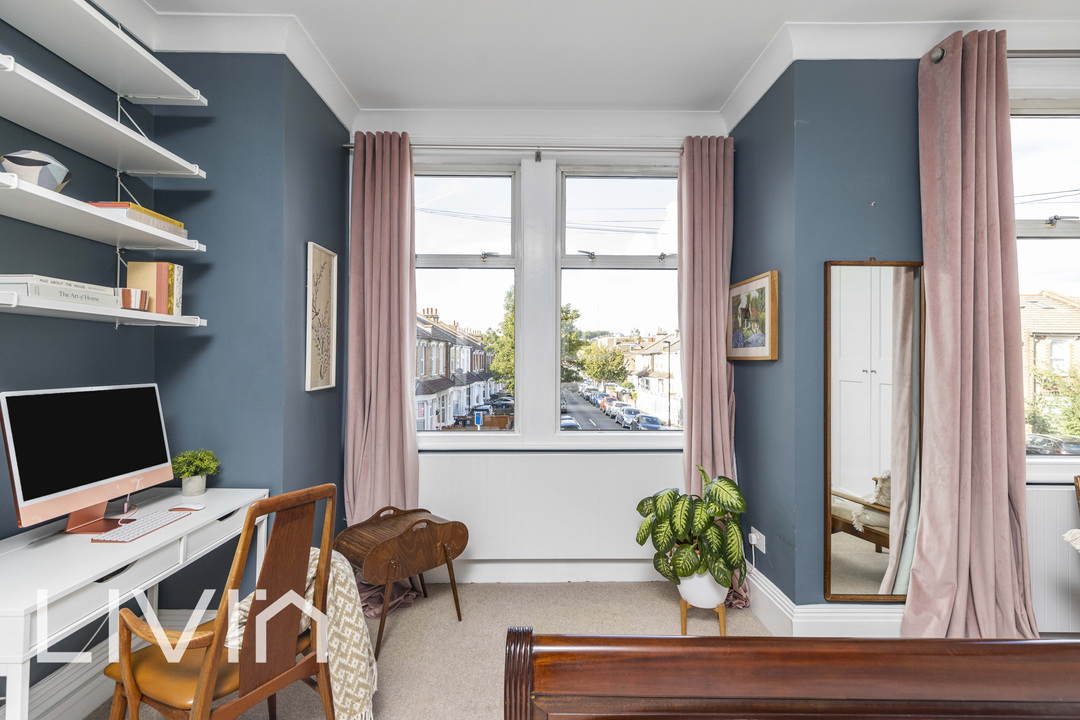 3 bed terraced house for sale in Edith Road, London  - Property Image 17