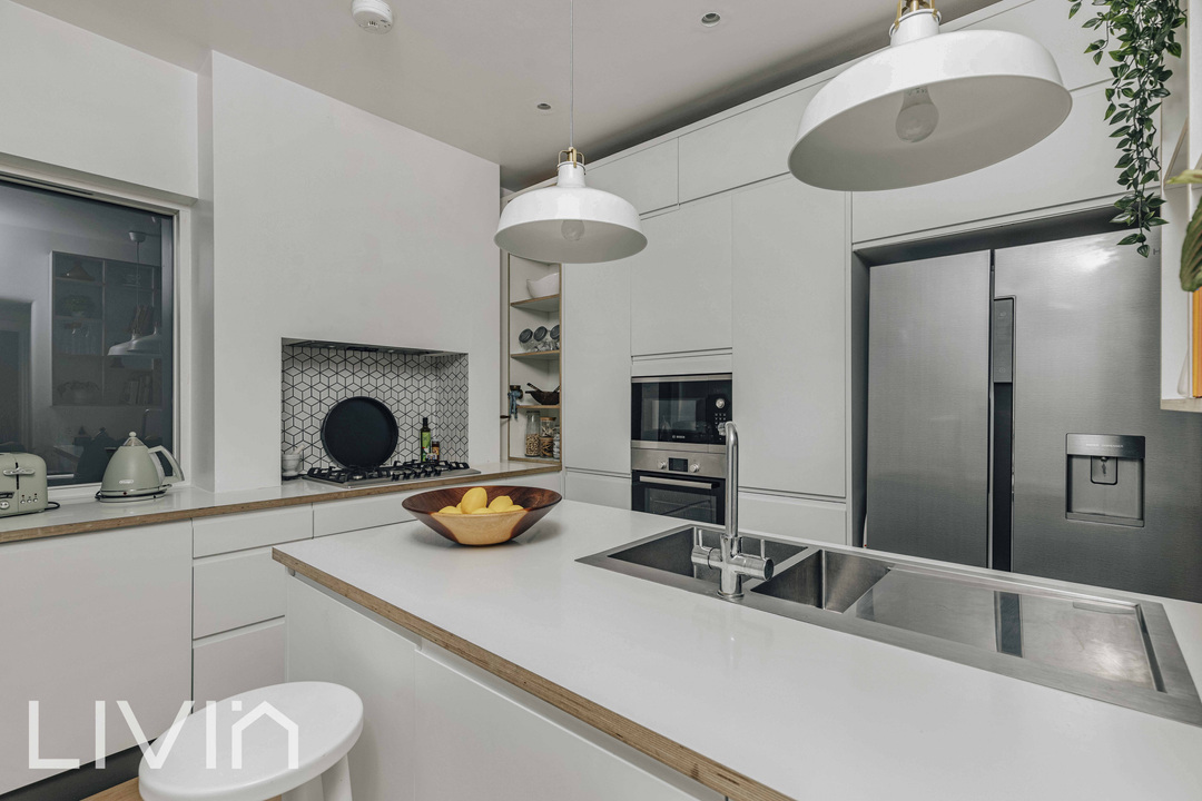 3 bed terraced house for sale in Edith Road, London  - Property Image 6