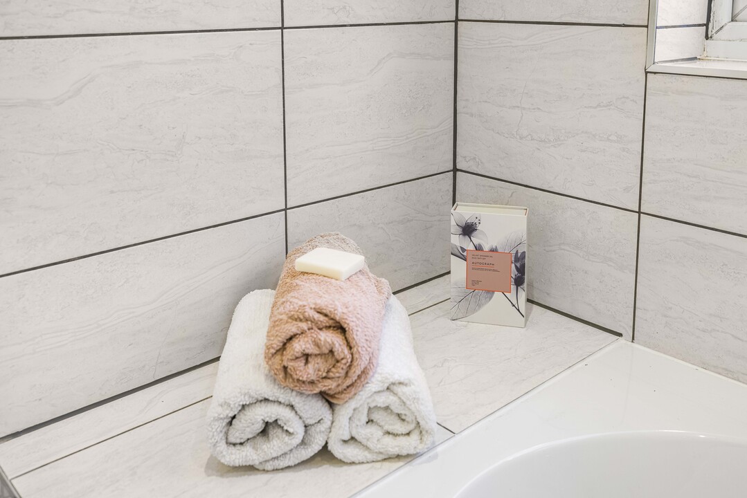 3 bed maisonette for sale in Pixton Way, Croydon 12