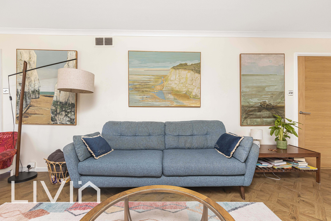 4 bed terraced house for sale in Court Wood Lane, Croydon 5