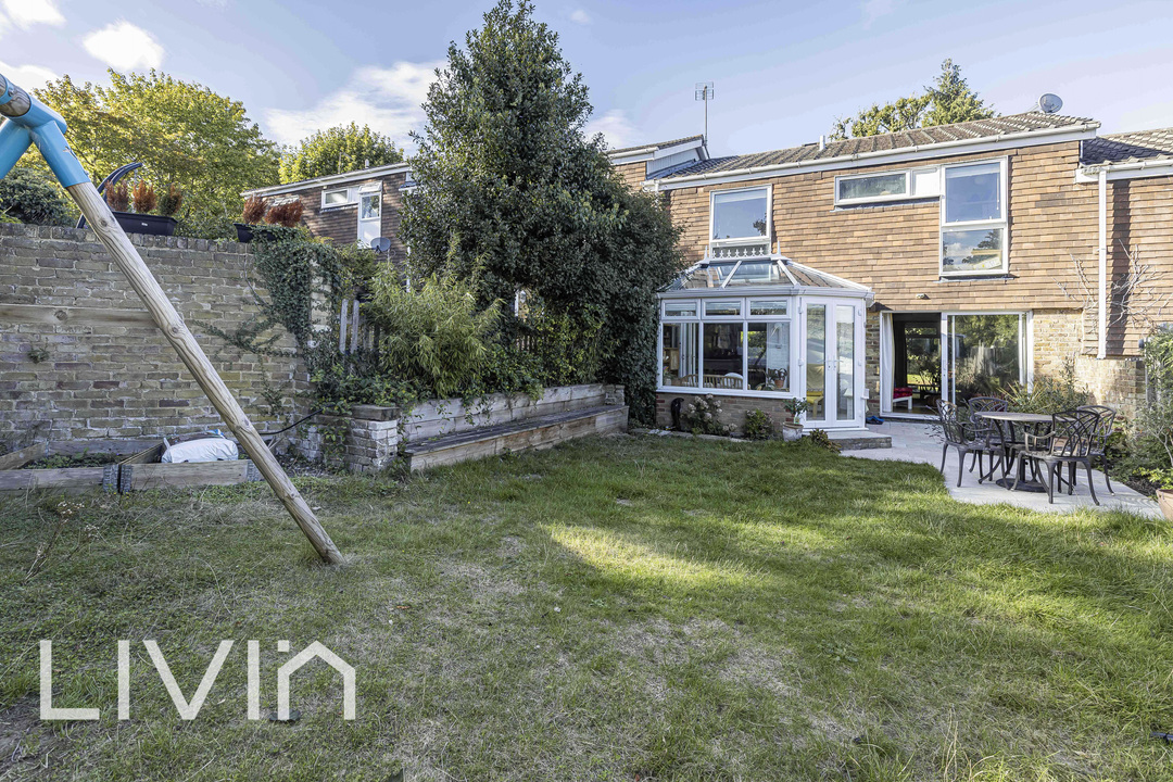 4 bed terraced house for sale in Court Wood Lane, Croydon 19