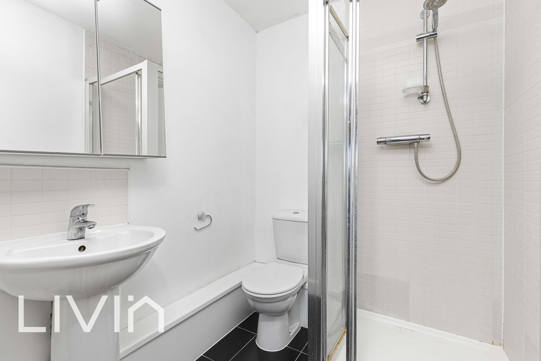2 bed apartment for sale in Watson Place, South Norwood  - Property Image 13