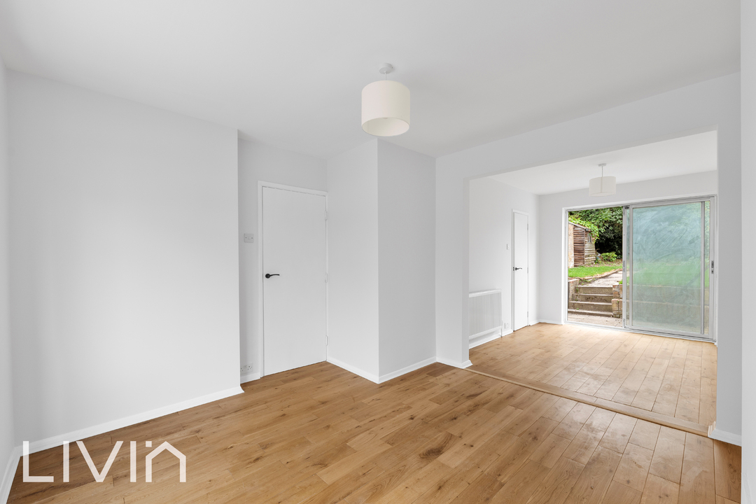 3 bed semi-detached house for sale in Violet Lane, Croydon  - Property Image 3