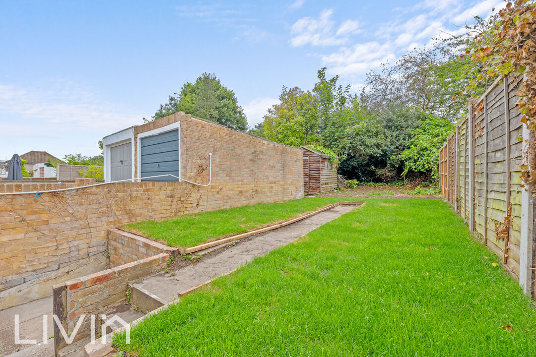 3 bed semi-detached house for sale in Violet Lane, Croydon  - Property Image 9