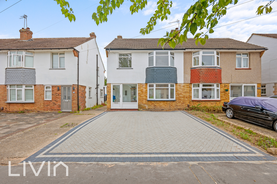 3 bed semi-detached house for sale in Violet Lane, Croydon  - Property Image 1