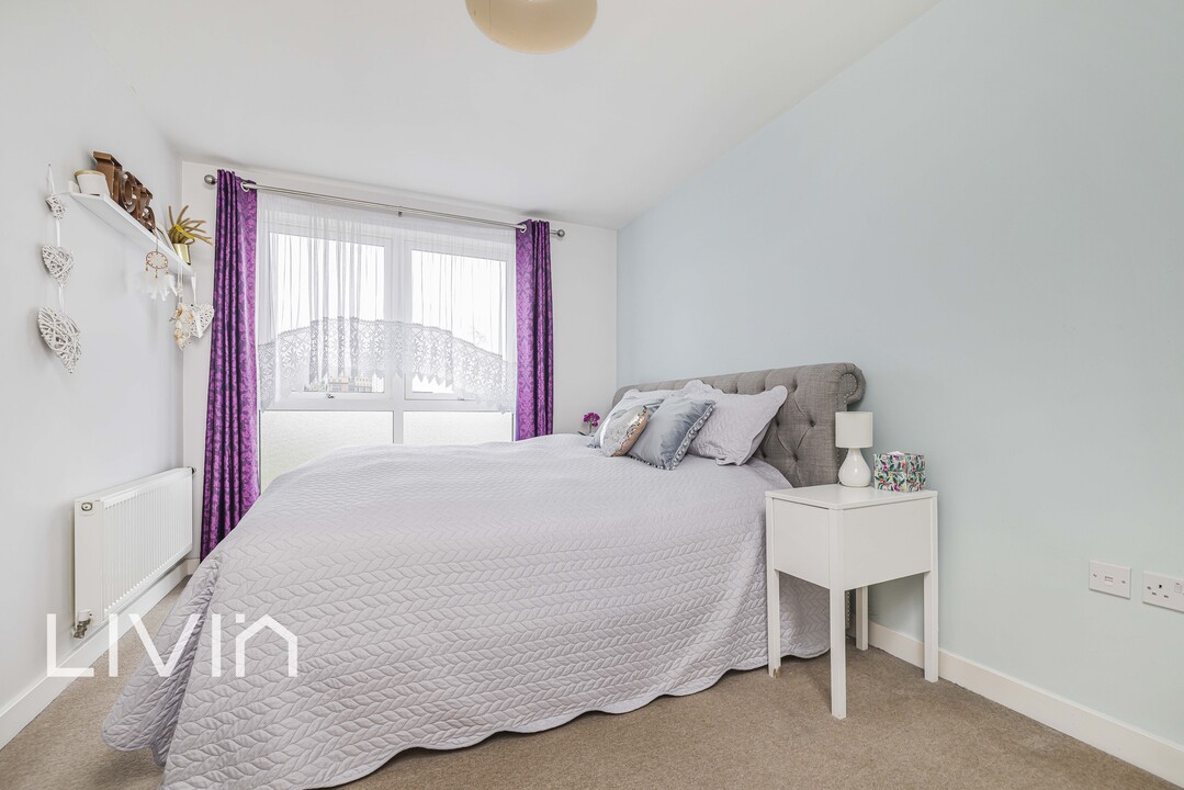 2 bed apartment for sale in Hogarth Crescent, Croydon  - Property Image 7