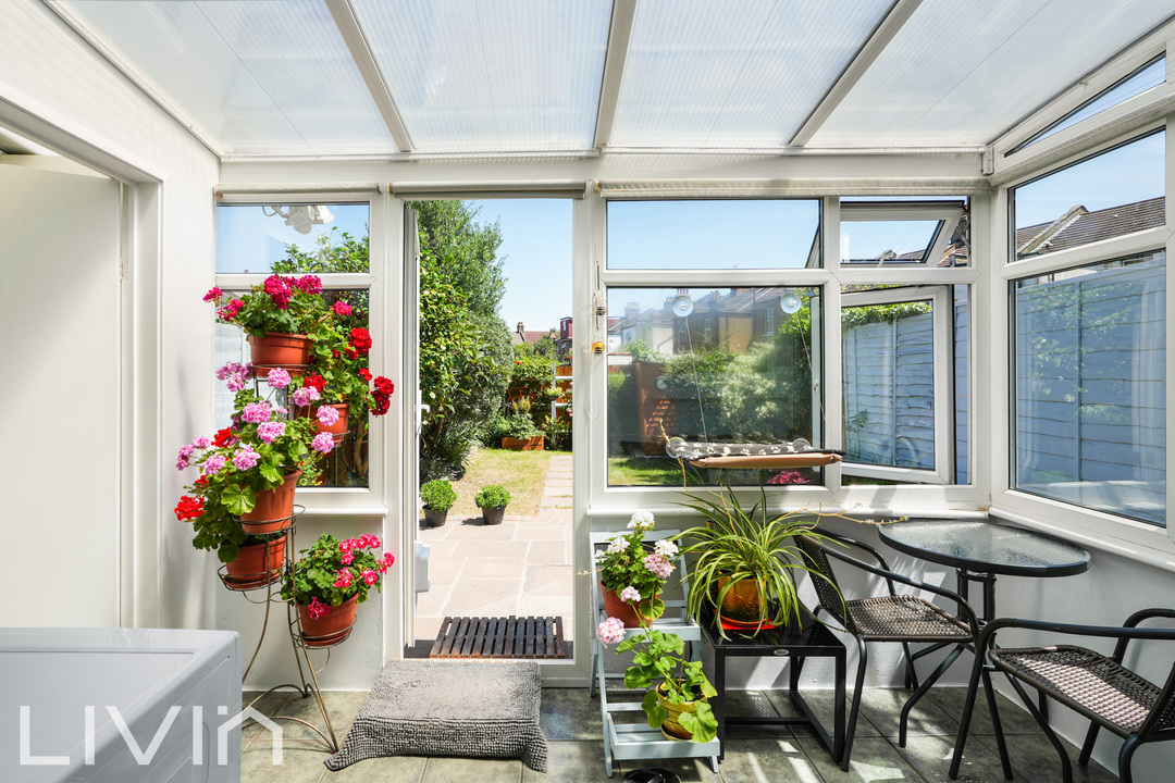 2 bed end of terrace house for sale in Northway Road, Croydon 7