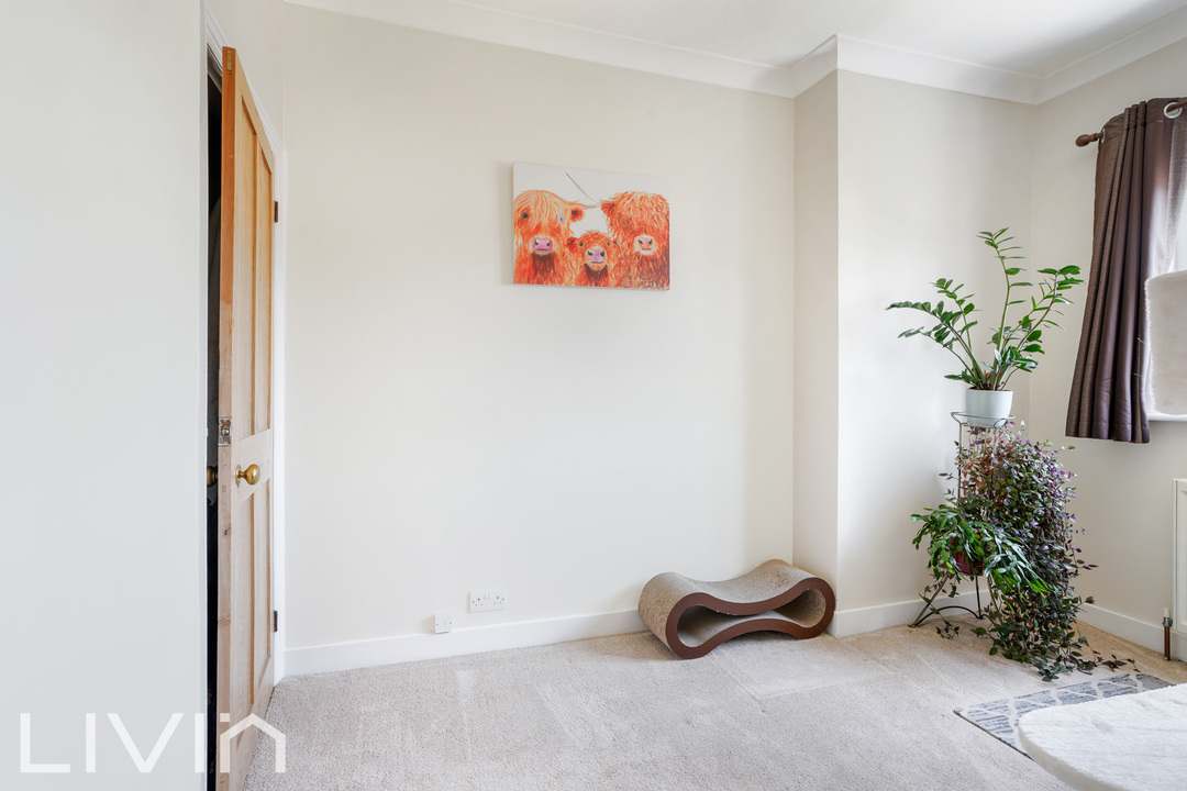 2 bed end of terrace house for sale in Northway Road, Croydon 12