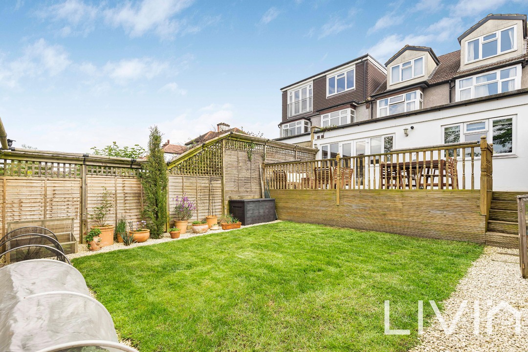 1 bed apartment for sale in Addiscombe Road, Croydon 13