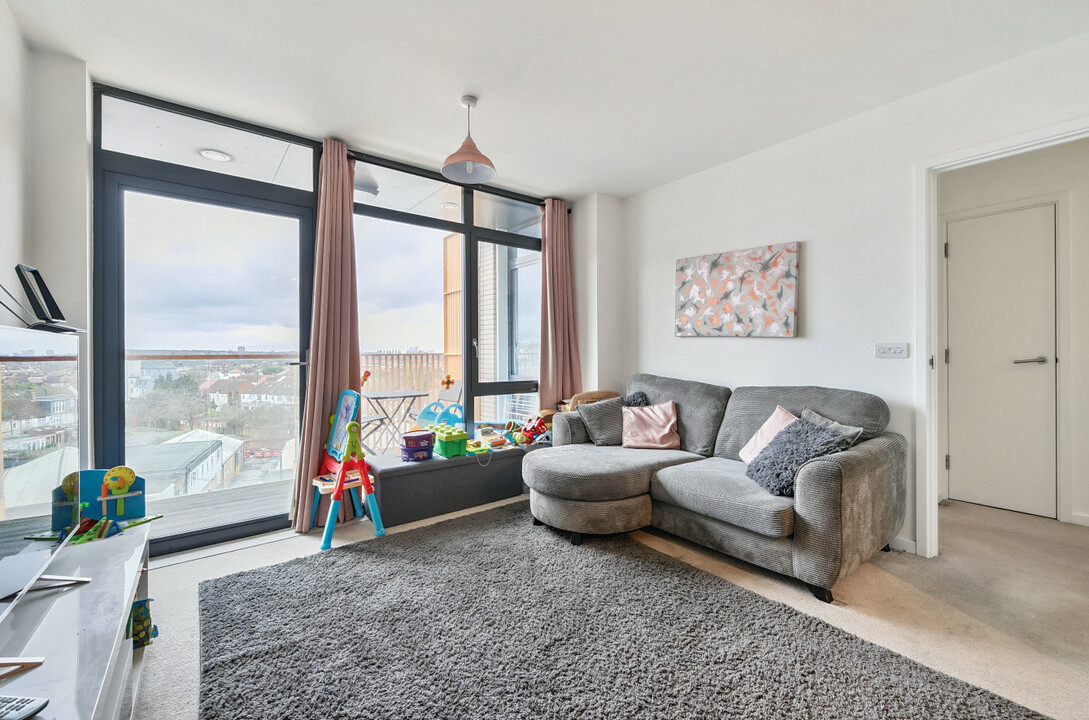 1 bed apartment for sale in Purley Way, Croydon  - Property Image 1