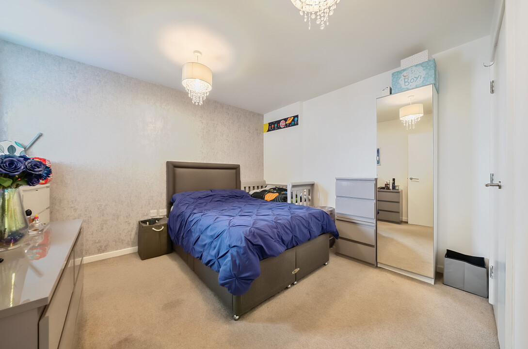 1 bed apartment for sale in Purley Way, Croydon 7