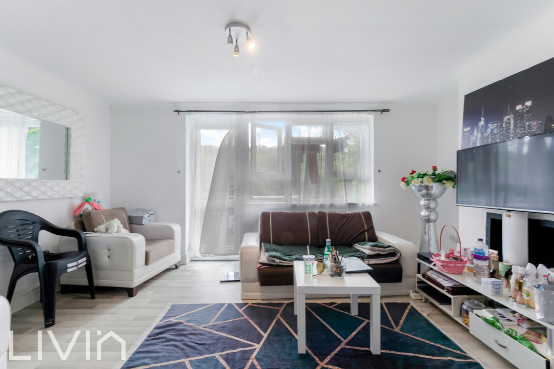 2 bed apartment for sale in Clement Close, Purley  - Property Image 3