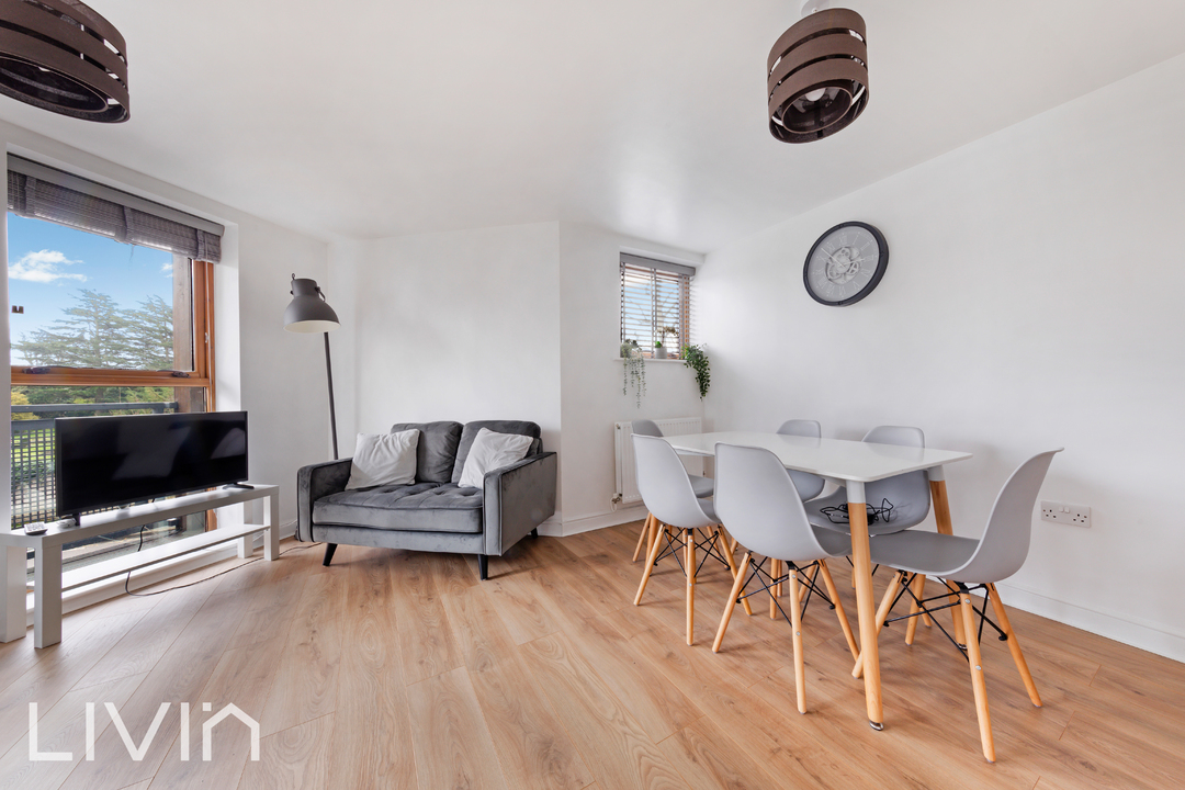 2 bed apartment to rent in Callender Court, Croydon 1