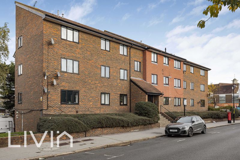 2 bed apartment for sale in Princess Road, Croydon - Property Image 1