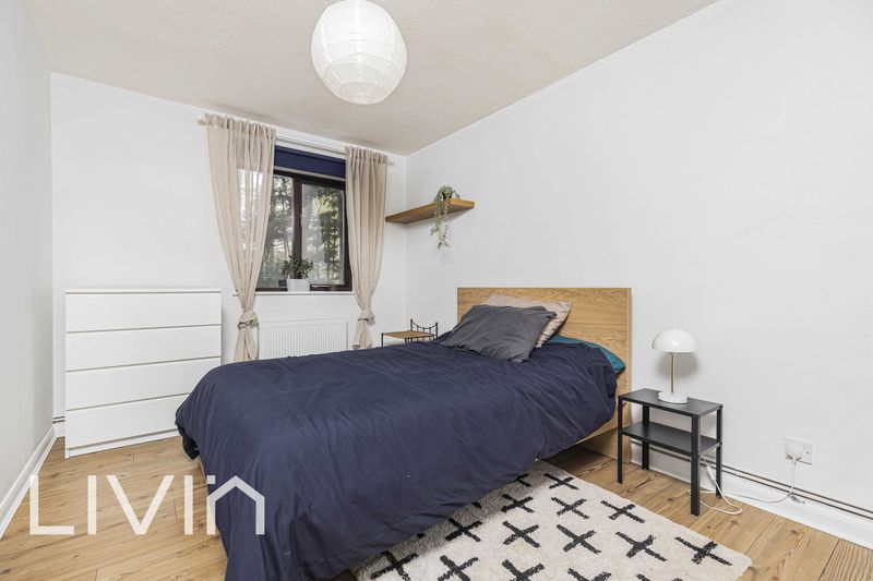 2 bed apartment for sale in Princess Road, Croydon 3